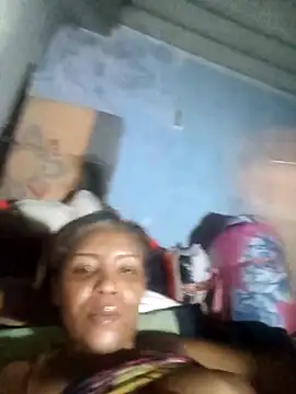 Snapshot of Surreyaa chatting on October 2, 2025, 12:39 am Surreyaa online show from October 2, 2025, 12:39 am