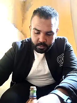 Snapshot of ListedLoin chatting on January 3, 2025, 11:46 am ListedLoin online show from January 3, 2025, 11:46 am