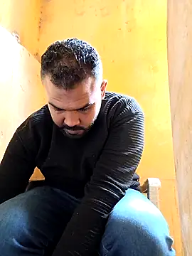 Snapshot of ListedLoin chatting on February 5, 2025, 9:04 am ListedLoin online show from February 5, 2025, 9:04 am