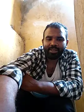 Snapshot of ListedLoin chatting on October 31, 2025, 2:29 pm ListedLoin online show from October 31, 2025, 2:29 pm