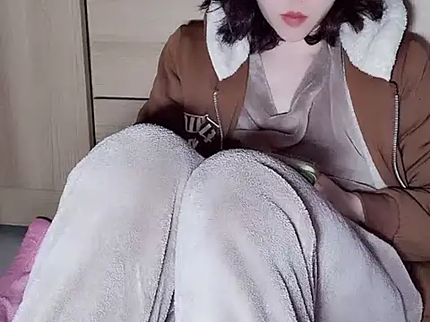 Snapshot of Pink_cream chatting on February 3, 2025, 3:27 pm Pink cream online show from February 3, 2025, 3:27 pm