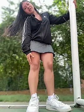 Snapshot of VAL_PRINCESS chatting on December 12, 2024, 3:27 pm VAL PRINCESS online show from December 12, 2024, 3:27 pm