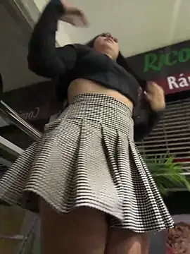 Snapshot of VAL_PRINCESS chatting on January 26, 2025, 12:05 am VAL PRINCESS online show from January 26, 2025, 12:05 am