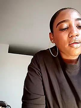 Snapshot of Perlasexyu1 chatting on September 19, 2025, 1:56 pm Perlasexyu1 online show from September 19, 2025, 1:56 pm