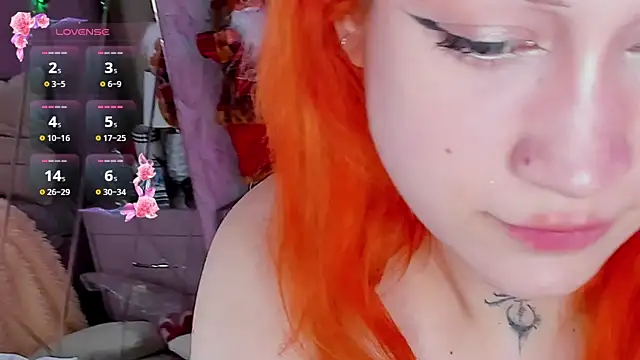 Snapshot of Eva_Cramer chatting on January 1, 2025, 6:59 pm Eva Cramer online show from January 1, 2025, 6:59 pm