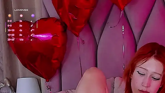 Snapshot of Eva_Cramer chatting on February 21, 2025, 10:48 pm Eva Cramer online show from February 21, 2025, 10:48 pm