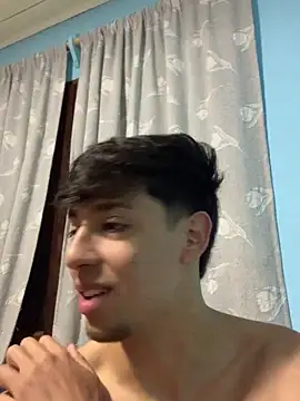 Snapshot of Malditofierro chatting on November 10, 2025, 4:33 am Malditofierro online show from November 10, 2025, 4:33 am