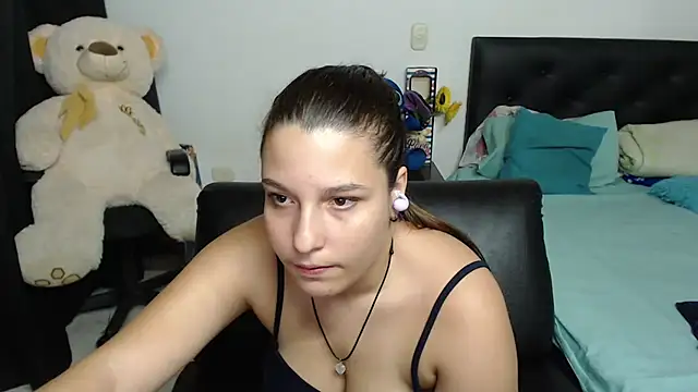 Snapshot of alexia_87 chatting on January 24, 2025, 9:28 am alexia 87 online show from January 24, 2025, 9:28 am