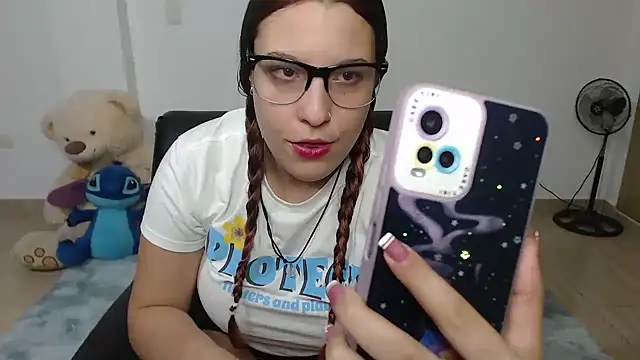 Snapshot of alexia_87 chatting on February 24, 2025, 3:44 am alexia 87 online show from February 24, 2025, 3:44 am