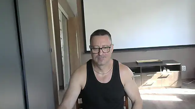 Snapshot of HarrySnake chatting on September 10, 2025, 8:25 am HarrySnake online show from September 10, 2025, 8:25 am