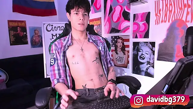 Snapshot of cinnamon_boyxxx chatting on March 21, 2025, 1:45 am cinnamon boyxxx online show from March 21, 2025, 1:45 am