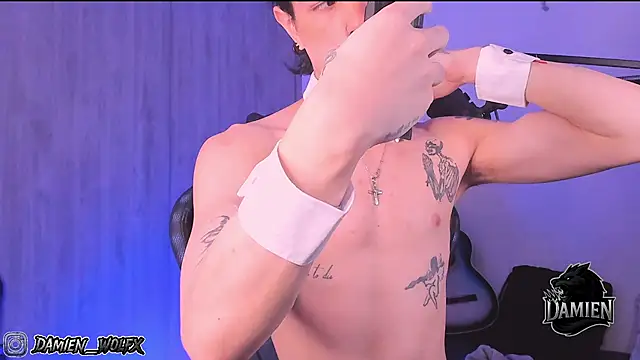 Snapshot of cinnamon_boyxxx chatting on September 22, 2025, 2:46 am cinnamon boyxxx online show from September 22, 2025, 2:46 am