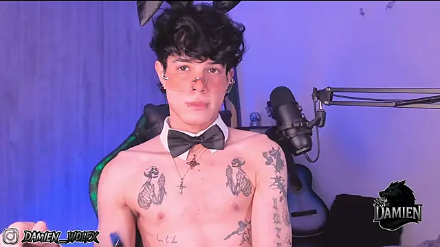 Snapshot of cinnamon_boyxxx chatting on September 24, 2025, 1:09 am cinnamon boyxxx online show from September 24, 2025, 1:09 am