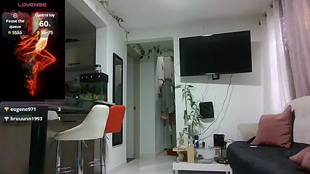 Snapshot of saramartinez1000 chatting on February 13, 2025, 9:38 pm saramartinez1000 online show from February 13, 2025, 9:38 pm