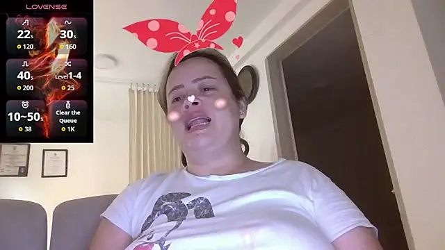 Snapshot of saramartinez1000 chatting on September 18, 2025, 1:24 pm saramartinez1000 online show from September 18, 2025, 1:24 pm