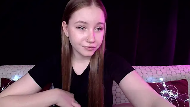 Snapshot of SindiWatsoon chatting on December 12, 2024, 3:59 pm SindiWatsoon online show from December 12, 2024, 3:59 pm