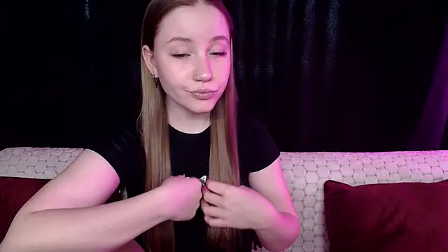 Snapshot of SindiWatsoon chatting on January 12, 2025, 12:01 pm SindiWatsoon online show from January 12, 2025, 12:01 pm