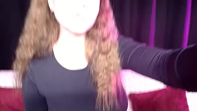 Snapshot of SindiWatsoon chatting on February 1, 2025, 3:07 pm SindiWatsoon online show from February 1, 2025, 3:07 pm