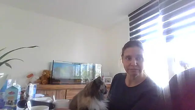 Snapshot of Mir_boobs_ chatting on November 3, 2025, 11:11 am Mir boobs online show from November 3, 2025, 11:11 am