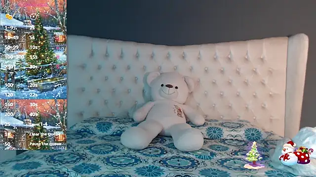 Snapshot of nichole_bree_ chatting on January 2, 2025, 11:41 am nichole bree  online show from January 2, 2025, 11:41 am
