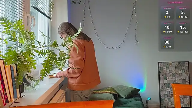 Snapshot of monlight__dana chatting on January 19, 2025, 11:56 am monlight  dana online show from January 19, 2025, 11:56 am