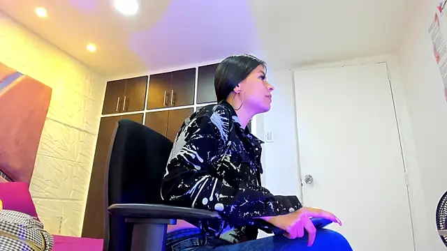 Snapshot of Charlotte_Ice1 chatting on February 1, 2025, 5:05 pm Charlotte Ice1 online show from February 1, 2025, 5:05 pm