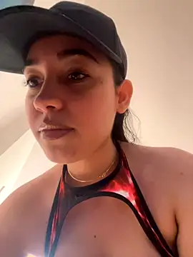 Snapshot of Amy_Sin chatting on September 16, 2025, 3:24 pm Amy Sin online show from September 16, 2025, 3:24 pm