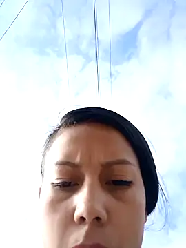 Snapshot of _andrea30 chatting on December 17, 2024, 1:27 pm  andrea30 online show from December 17, 2024, 1:27 pm