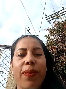 Snapshot of _andrea30 chatting on February 7, 2025, 12:28 pm  andrea30 online show from February 7, 2025, 12:28 pm