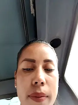 Snapshot of _andrea30 chatting on February 12, 2025, 6:51 pm  andrea30 online show from February 12, 2025, 6:51 pm