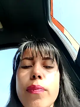 Snapshot of _andrea30 chatting on March 3, 2025, 1:20 pm  andrea30 online show from March 3, 2025, 1:20 pm