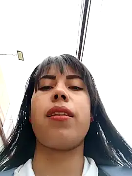 Snapshot of _andrea30 chatting on March 4, 2025, 12:44 pm  andrea30 online show from March 4, 2025, 12:44 pm