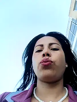 Snapshot of _andrea30 chatting on September 9, 2025, 11:43 am  andrea30 online show from September 9, 2025, 11:43 am