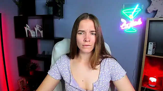 Snapshot of kenzie_x chatting on September 12, 2025, 4:23 am kenzie x online show from September 12, 2025, 4:23 am