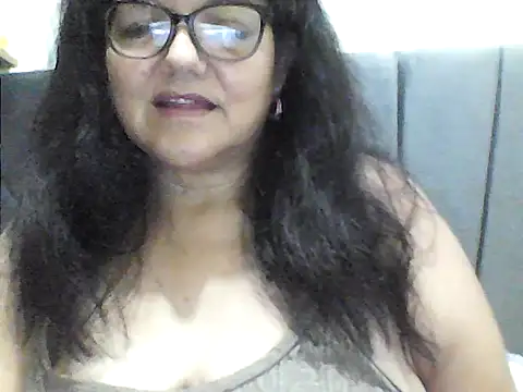 kassandra02 online show from October 10, 2025, 2:05 pm