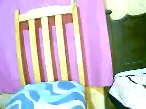 Babyjuliana  online show from September 8, 2025, 9:03 pm