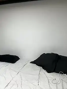 Snapshot of aliensexy chatting on March 6, 2025, 1:16 am aliensexy online show from March 6, 2025, 1:16 am