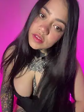 Snapshot of aliensexy chatting on November 8, 2025, 12:44 am aliensexy online show from November 8, 2025, 12:44 am