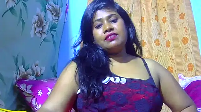 Snapshot of sexy_roma chatting on March 9, 2025, 4:55 pm sexy roma online show from March 9, 2025, 4:55 pm