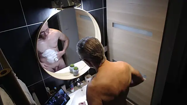 Snapshot of Goduleur69 chatting on February 15, 2025, 7:28 pm Goduleur69 online show from February 15, 2025, 7:28 pm