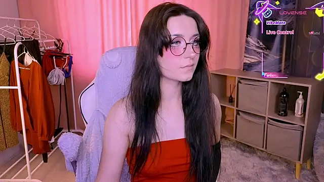 Snapshot of Molly_Sunshine chatting on September 27, 2025, 10:53 am Molly Sunshine online show from September 27, 2025, 10:53 am