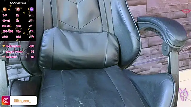 Snapshot of Lilith_Zen chatting on February 5, 2025, 8:21 am Lilith Zen online show from February 5, 2025, 8:21 am