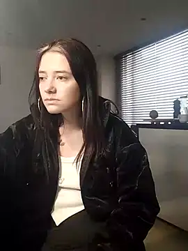 Snapshot of Isabella_21x chatting on January 16, 2025, 3:24 pm Isabella 21x online show from January 16, 2025, 3:24 pm