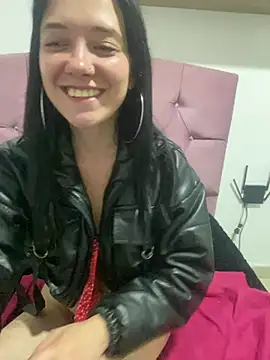 Snapshot of Isabella_21x chatting on February 13, 2025, 6:38 pm Isabella 21x online show from February 13, 2025, 6:38 pm