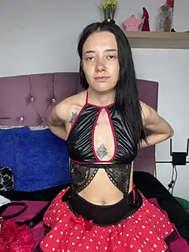 Snapshot of Isabella_21x chatting on March 17, 2025, 12:57 pm Isabella 21x online show from March 17, 2025, 12:57 pm