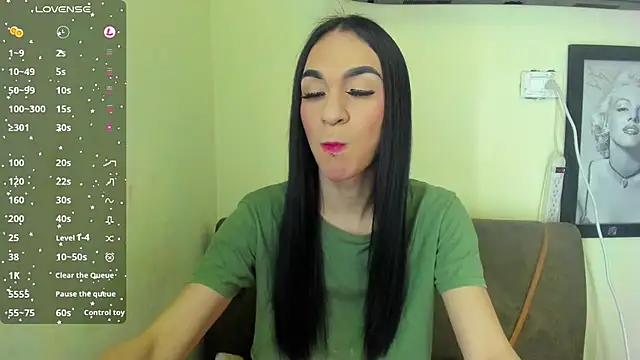 Snapshot of Mia_thompson_19 chatting on December 3, 2024, 10:40 pm Mia thompson 19 online show from December 3, 2024, 10:40 pm