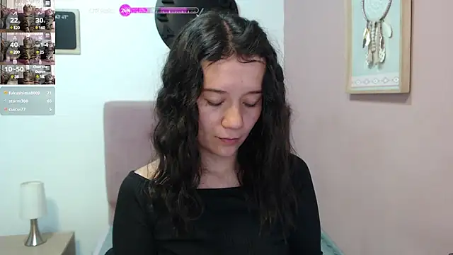 Snapshot of lanna_1878 chatting on February 12, 2025, 5:05 pm lanna 1878 online show from February 12, 2025, 5:05 pm