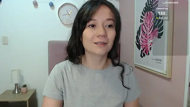 Snapshot of lanna_1878 chatting on October 11, 2025, 1:09 pm lanna 1878 online show from October 11, 2025, 1:09 pm