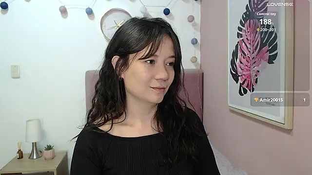 Snapshot of lanna_1878 chatting on October 21, 2025, 1:12 pm lanna 1878 online show from October 21, 2025, 1:12 pm