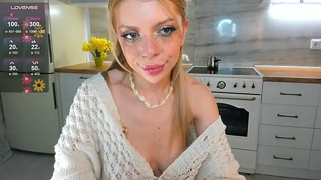 Hannah Carr online show from March 21, 2025, 4:06 am